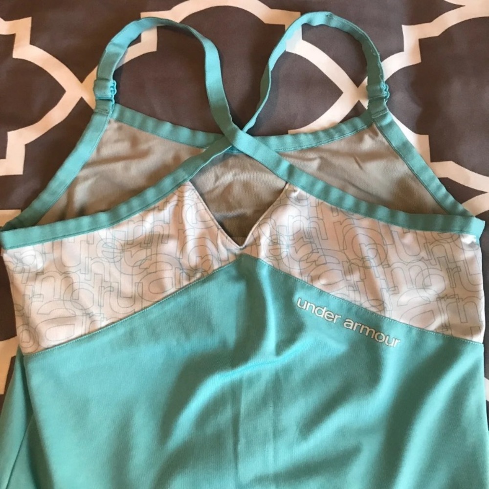 Under Armour Heat Gear Tank - Picture 3 of 5
